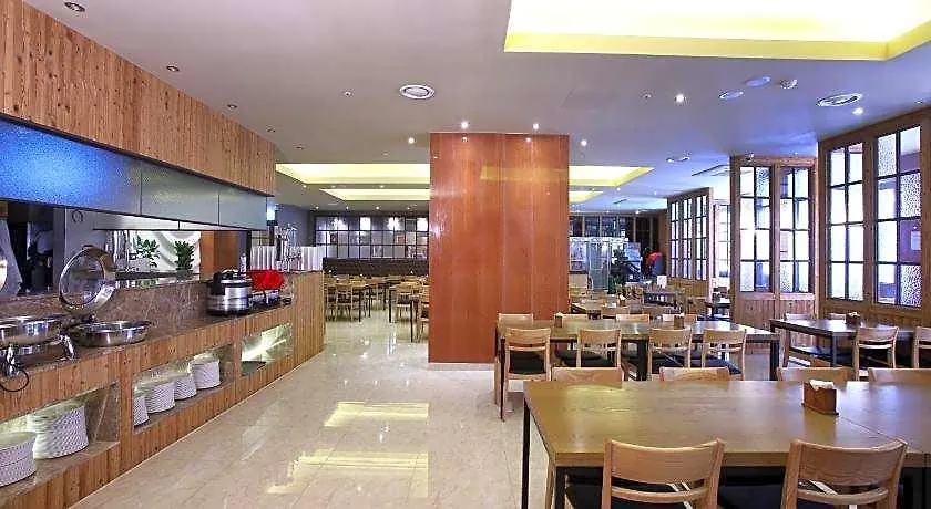 Hotel Sopra Incheon Cheongna 3*,