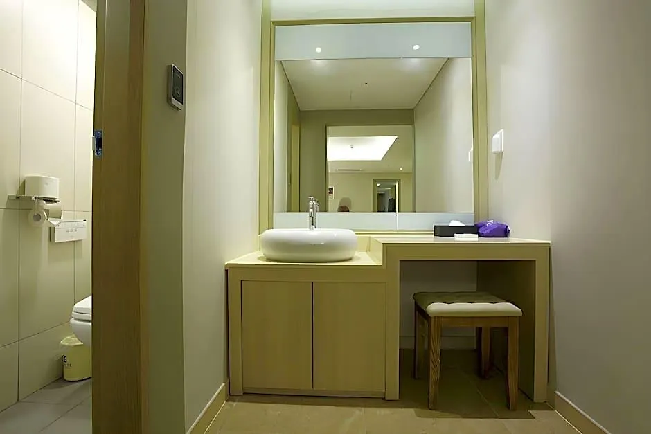 Hotel Sopra Incheon Cheongna 3*,  South Korea